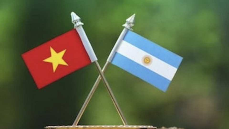 Forum connects Vietnamese, Argentine businesses